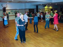 BB 02 EVERY ONE HAVING FUN